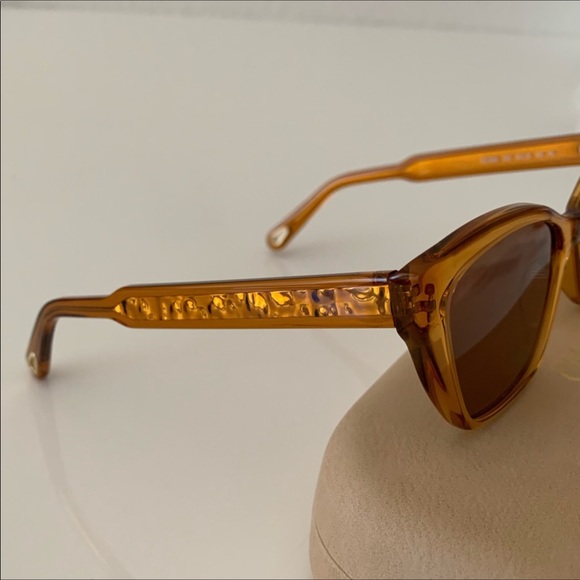 SOLD M Chloe Sunglasses, New - Picture 5 of 12